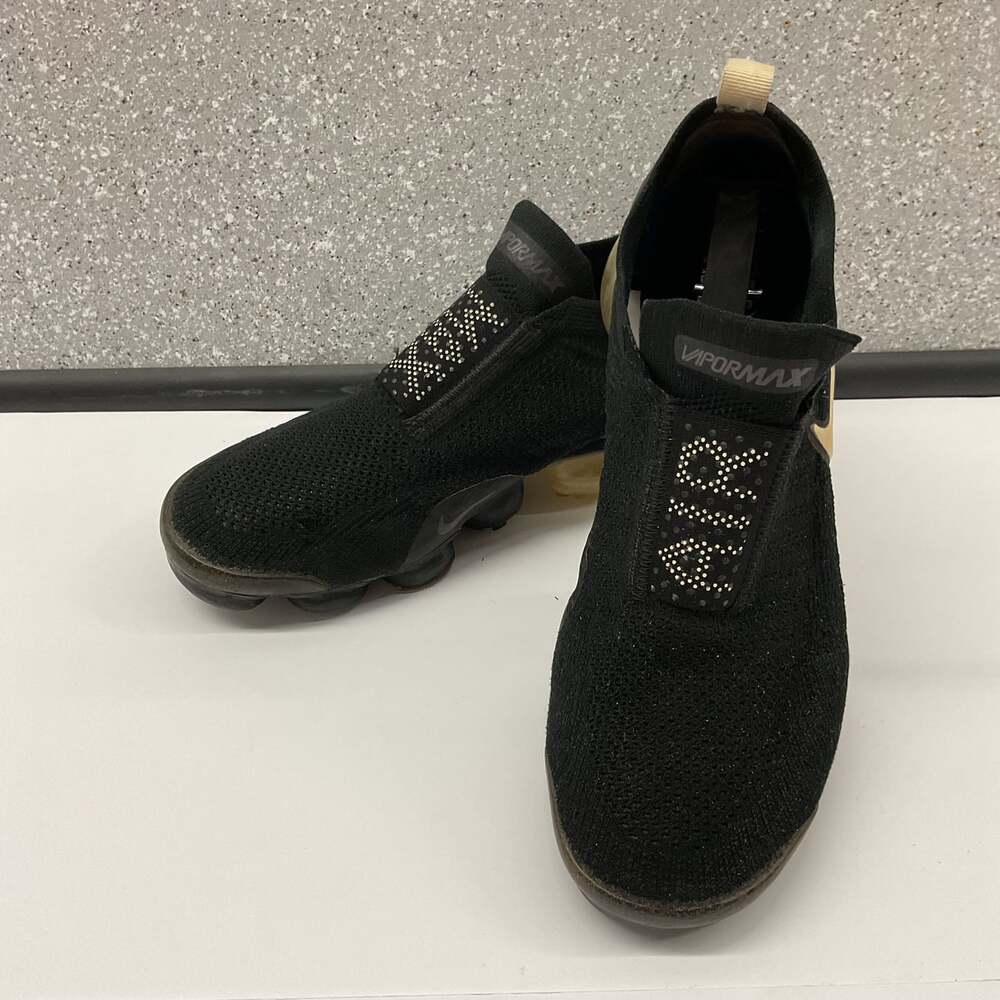 Nike Air VaporMax Moc 2 Black Metallic Gold AH7006-002 Men’s Size 10.5